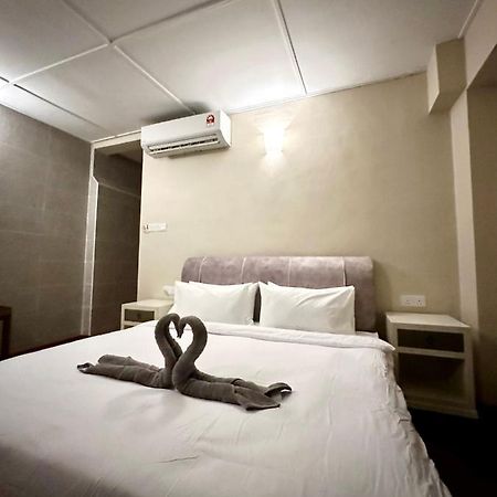 Madras Inn 58-1 Private Bathroom George Town Bagian luar foto