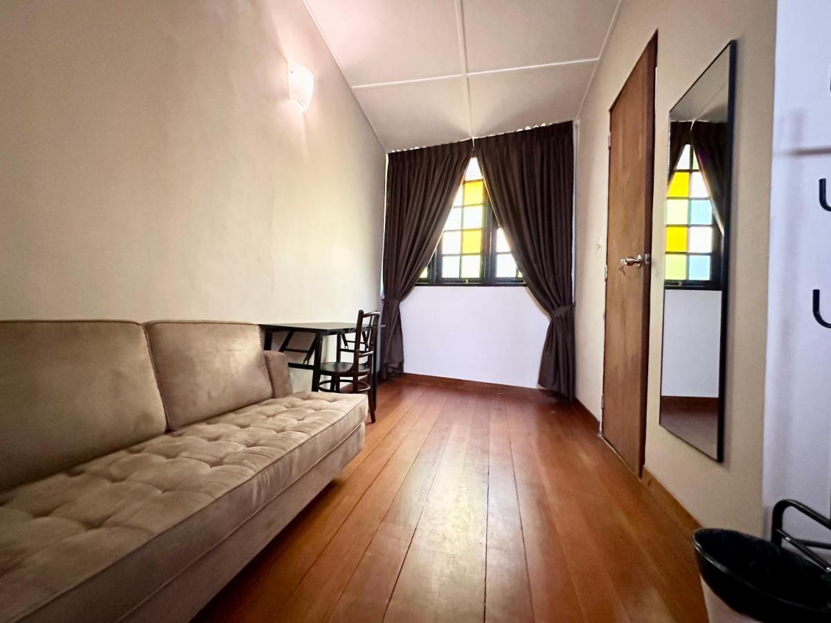 Madras Inn 58-1 Private Bathroom George Town Bagian luar foto